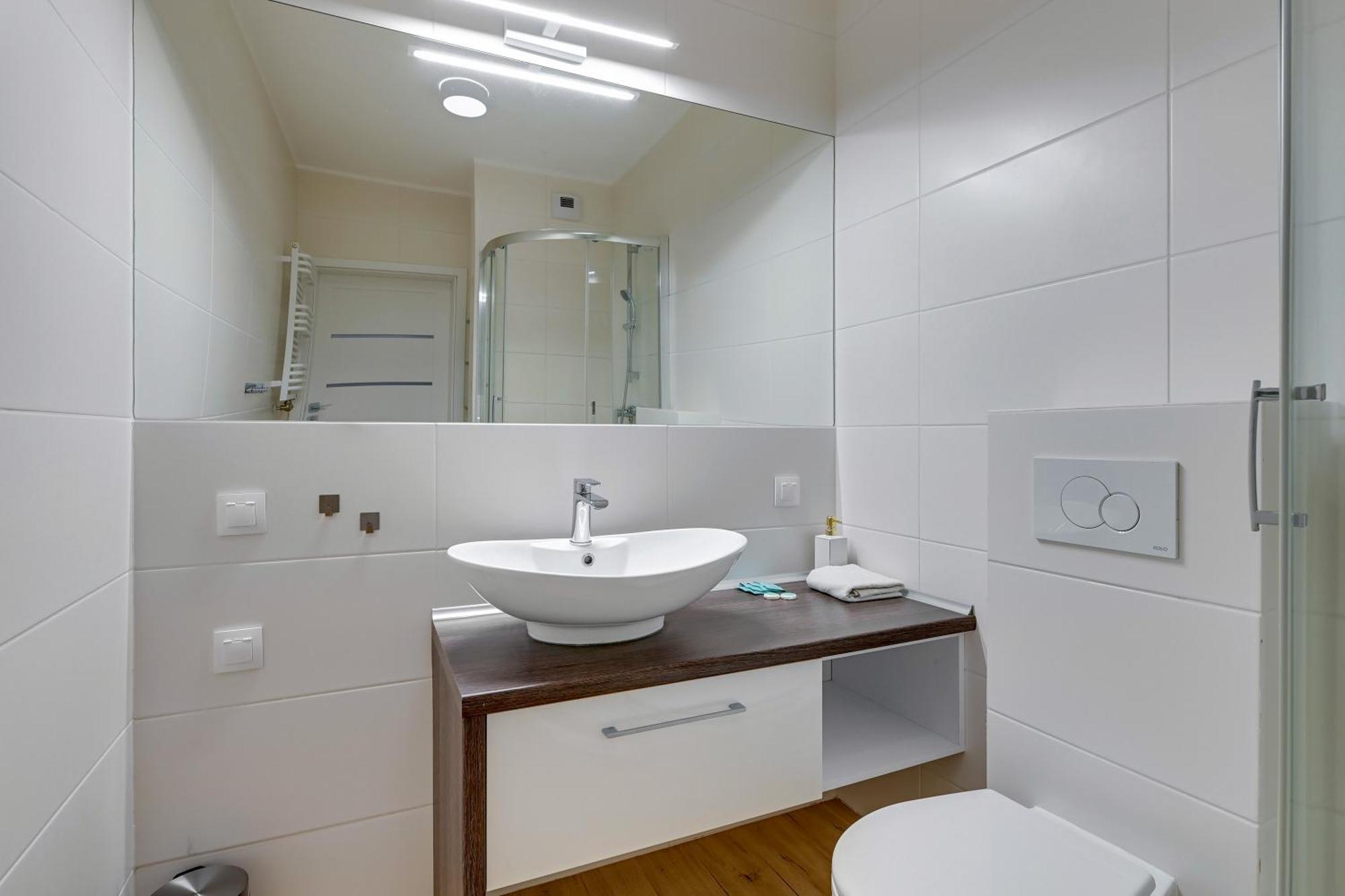 Apartament Nadmorskie Spektrum & Parking Danzica Esterno foto